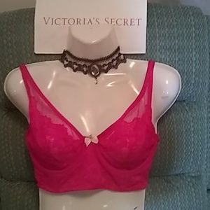 Nwt Victoria secret pink lace 34D
